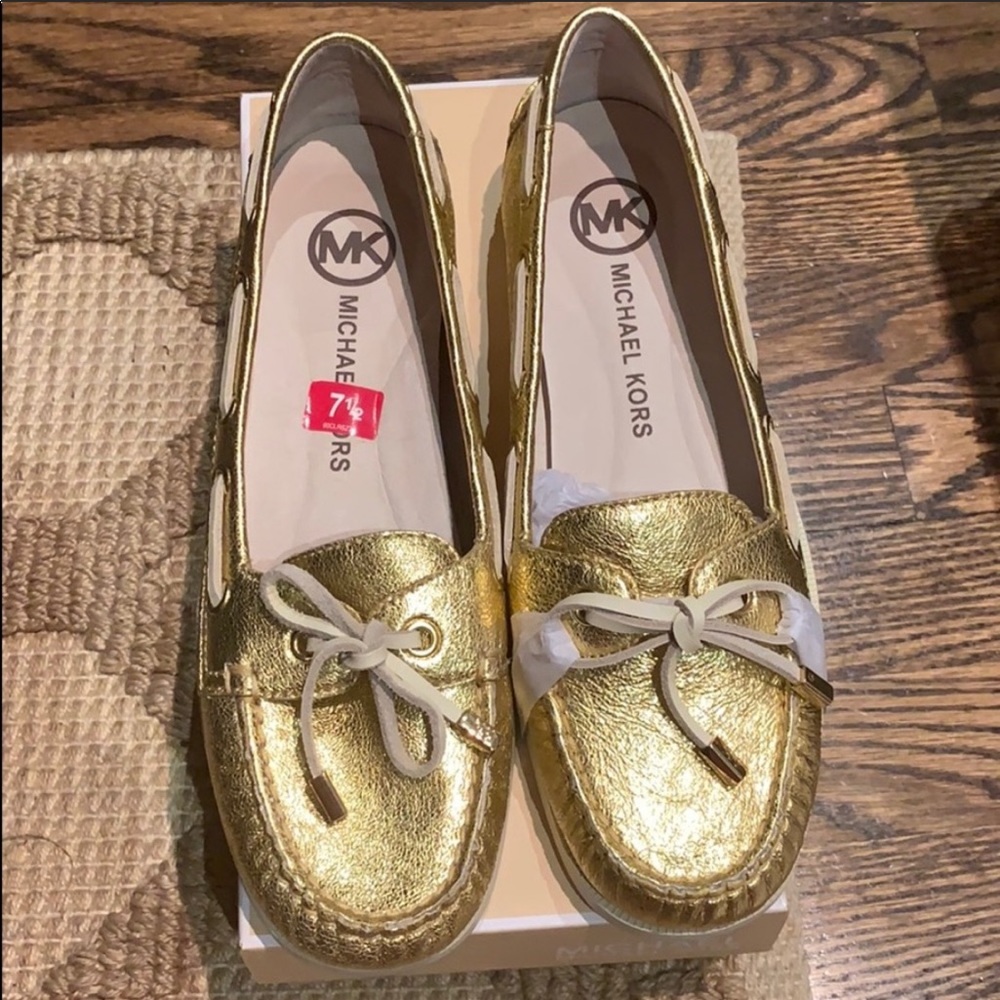 NWT MIchael Kors Gold Crinkled Leather Loafers